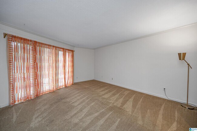 Building Photo - 1120 Beacon Pkwy W