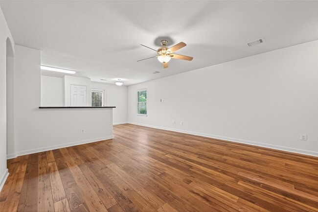 Building Photo - 4107 Pedernales River Ln