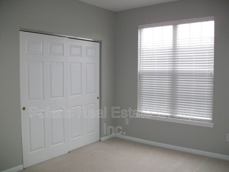 Building Photo - 2215 Colfax Ln