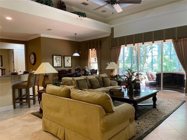 Building Photo - 21430 Draycott Way
