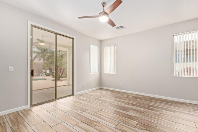 Building Photo - 3443 E Riopelle Ave
