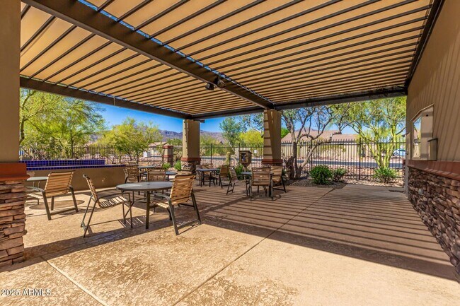 Building Photo - Amazing Home in Gold Canyon backing to Sta...