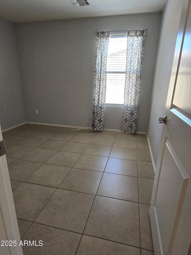 Building Photo - 5295 S Dove Rock