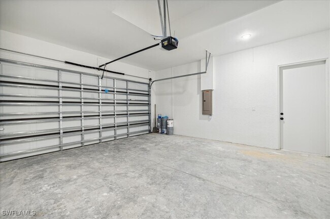 Building Photo - 1707 McKinley Ave