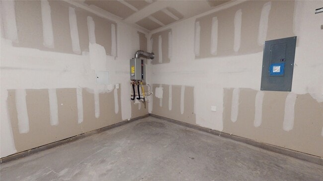 Building Photo - 2102 Dunbar Dr