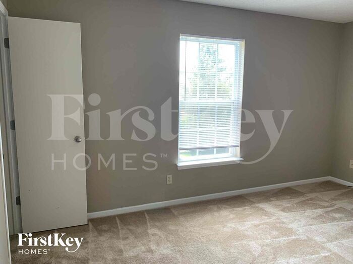 Building Photo - 10149 Apple Blossom Cir