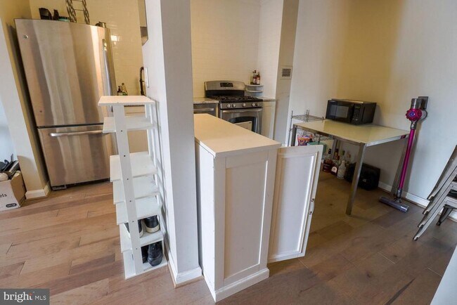 Building Photo - 4242 East-West Hwy