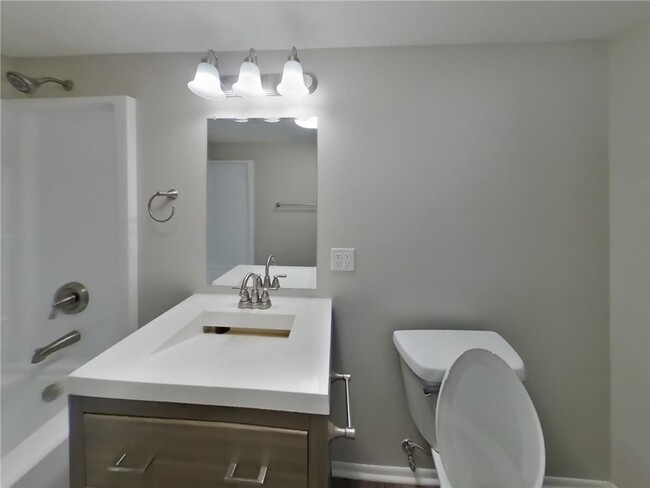 Building Photo - 14020 Raven St NW
