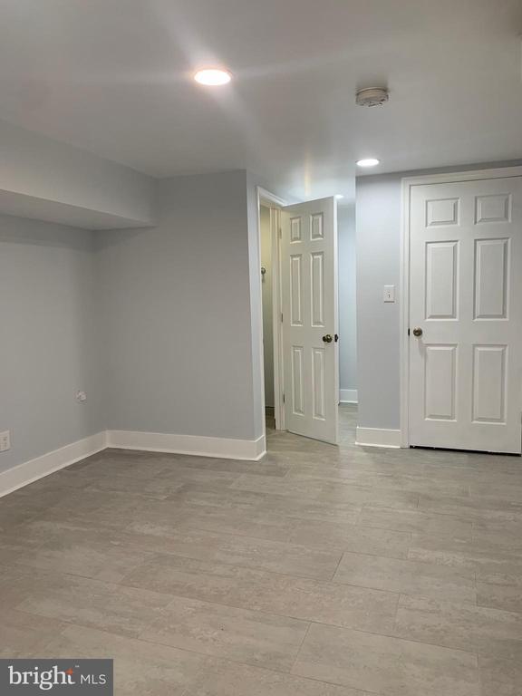 Building Photo - 3711 Richmond St