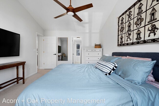 Building Photo - 4 br, 2.5 bath House - 5 Beech Slope Way