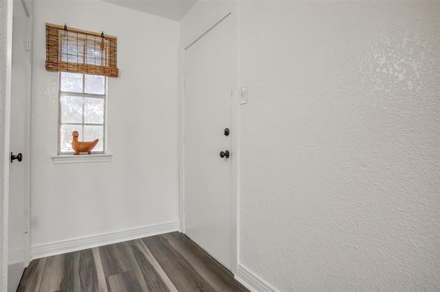 Building Photo - 4006 Ridglea Country Club Dr