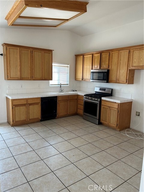 Building Photo - 17012 Monaco Dr