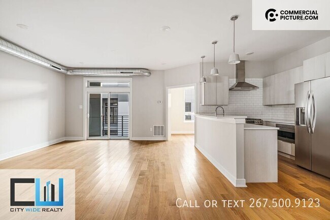 Building Photo - 3202 Capri Dr