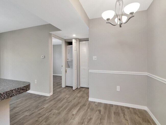 Building Photo - Ground Floor 2/2 with Conservation Views for Lease in Brandon, FL