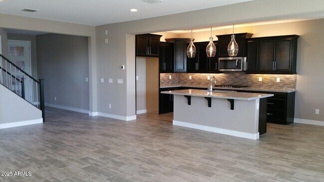 Building Photo - 9341 S 55th Pl