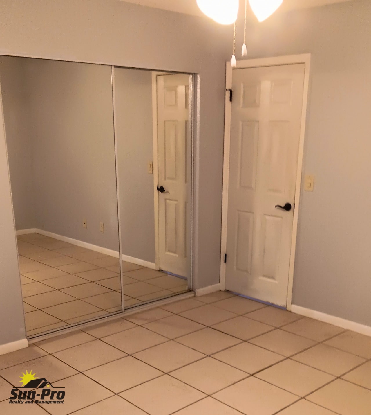 Building Photo - 3748 Gatewood Dr