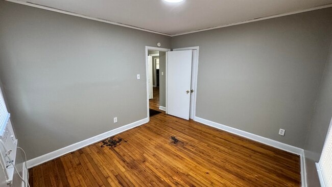 Building Photo - 1041 Isabelle St