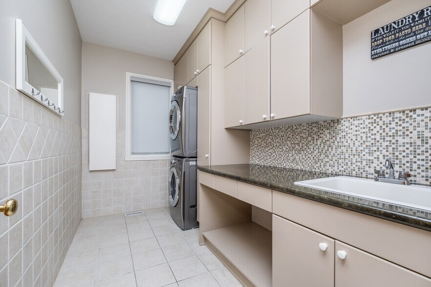 Building Photo - 13621 Singletree Ct
