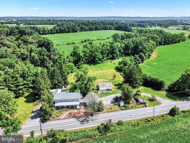 Building Photo - 4551 Colebrook Rd