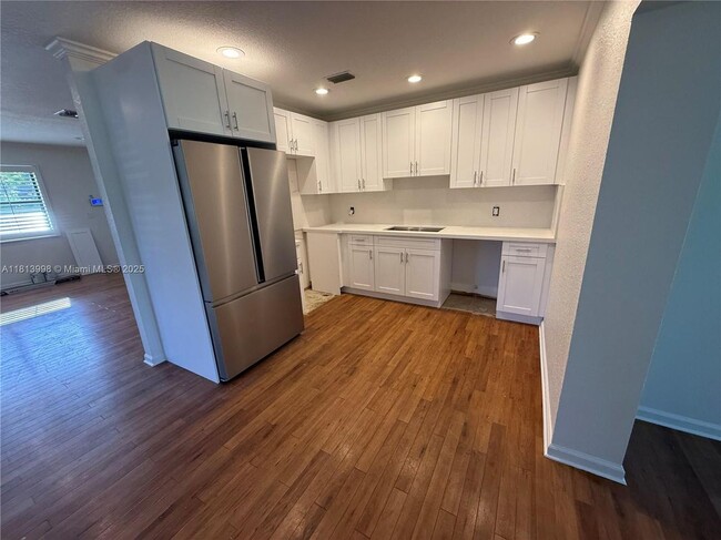 Building Photo - 6160 SW 188th Ave