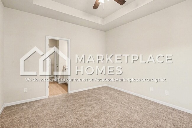 Building Photo - 212 W L Miller Dr