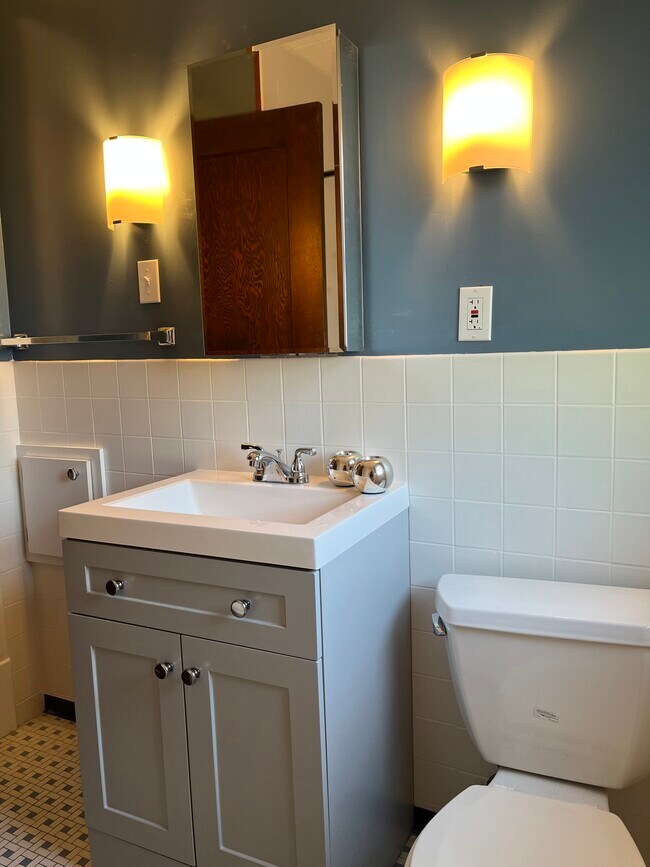 Building Photo - 679 Colvin Blvd