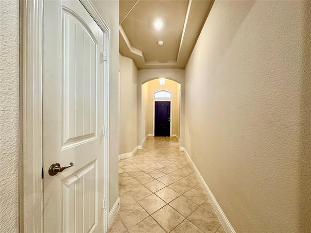 Building Photo - 16205 Weymouth Dr