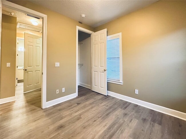 Building Photo - 1176 Wilde Dr