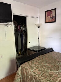 Building Photo - 29 Troy Ave