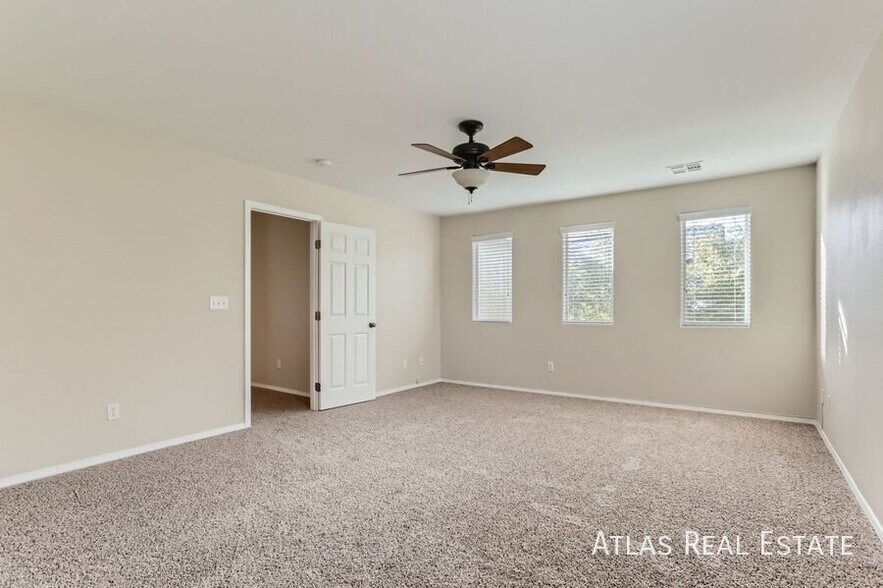 Building Photo - 8316 W Wildwood Glen Dr