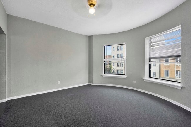 Building Photo - 6225 S Dorchester Ave