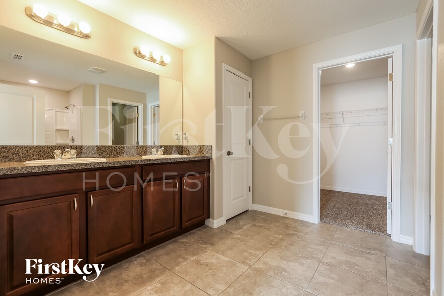 Building Photo - 10931 Rainbow Pyrite Dr