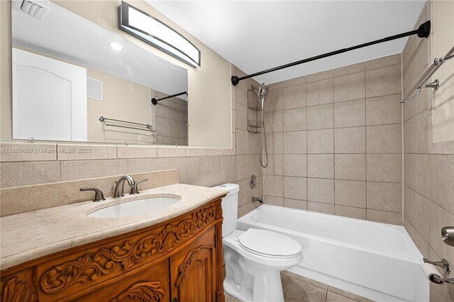 Building Photo - 8120 Geneva Ct