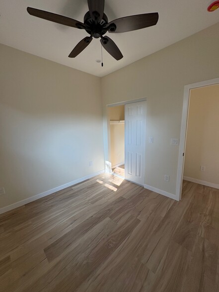 Building Photo - 3727 Gundry Ave