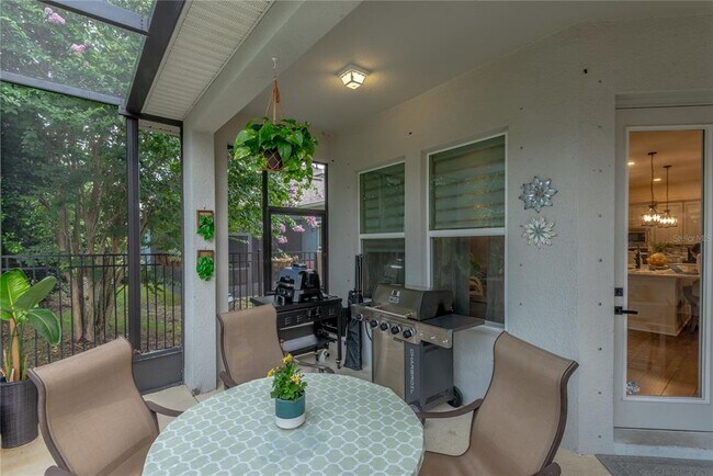 Building Photo - 16459 Courtyard Loop