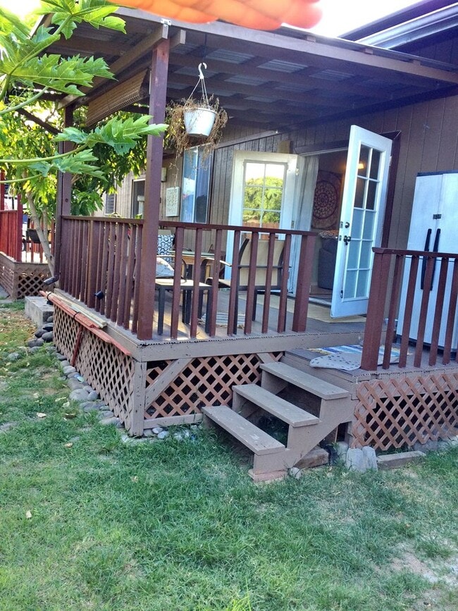 Building Photo - Remodeled Furnished 2 bed / 2 Bath Ohana in Waiehu - Includes Most Utilities