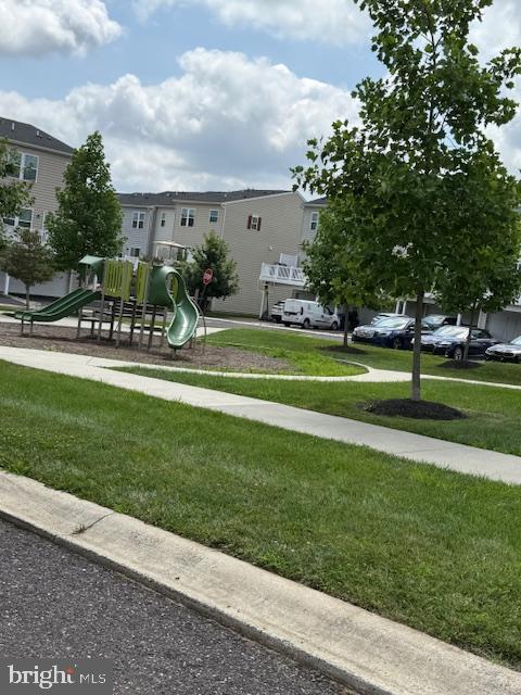 Building Photo - 611 Washington Sq