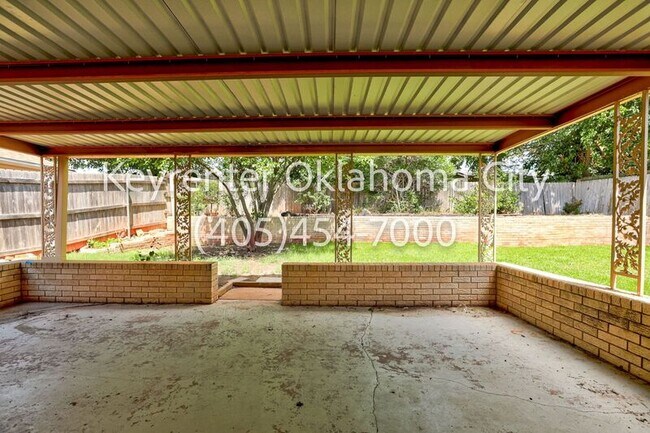 Building Photo - 3632 Sunvalley Dr