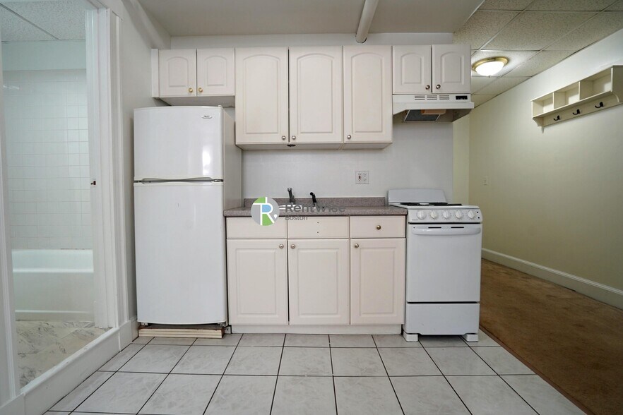 Building Photo - 14 Orkney Rd