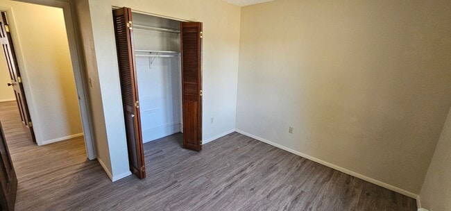 Building Photo - Newly Renovated 3Bed/2Bath Home Now Availa...