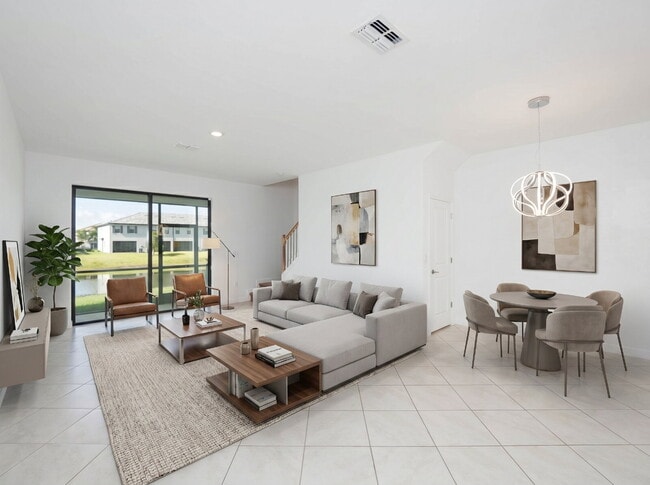 Building Photo - Newer-construction townhome in the highly desirable Lorraine Lakes