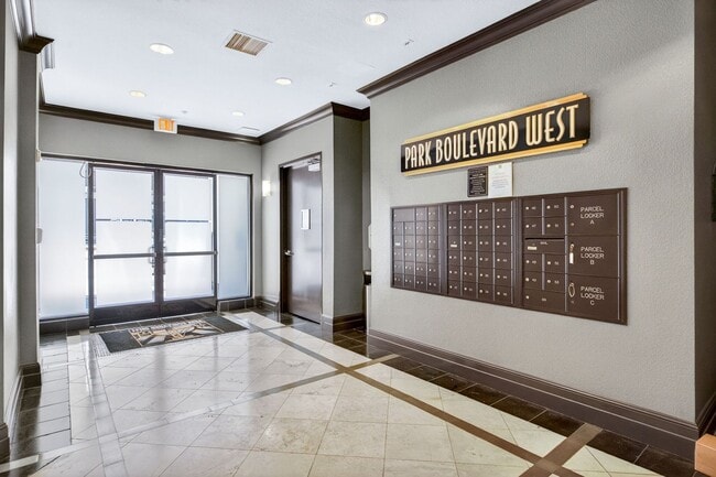 Building Photo - Luxury Downtown San Diego Condo | 2BR/2BA at Park Blvd West – $3,300/mo