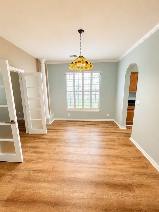 Building Photo - 1589 Thomas Barksdale Way