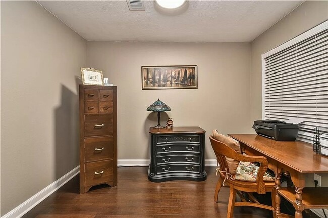 Building Photo - Urban Living in Downtown OKC - 2 Bedrooms/...