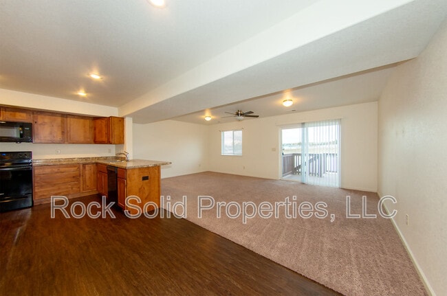 Building Photo - 6520 Painted Rock Trl