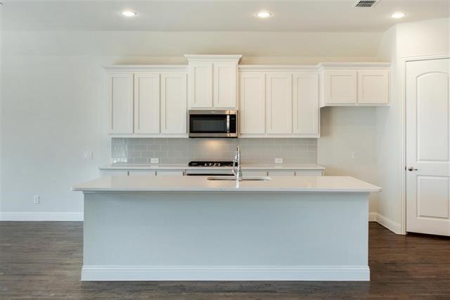 Building Photo - 4422 Juniper Ln