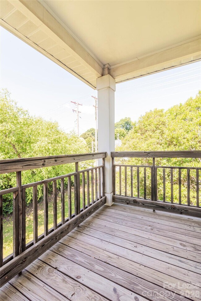 Building Photo - 6716 Mallard Park Dr