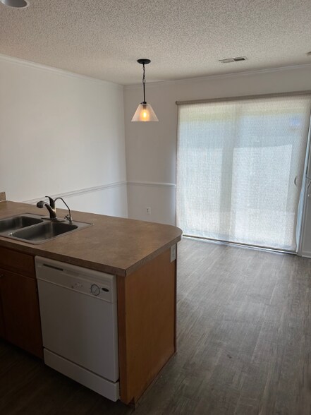 Building Photo - 3817 E Vancroft Cir