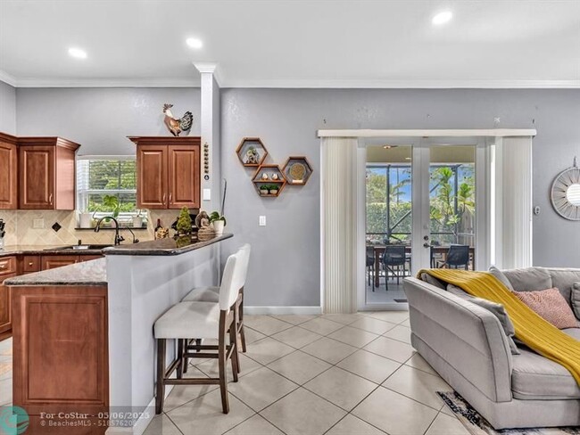 Building Photo - 14304 S Royal Cove Cir