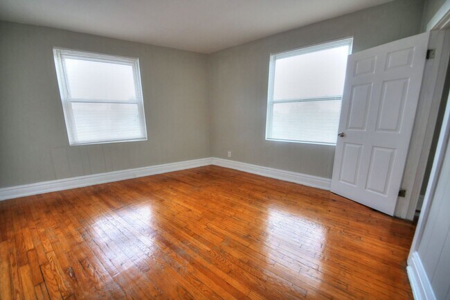 Building Photo - 4415-4423 S. Kingshighway Blvd.